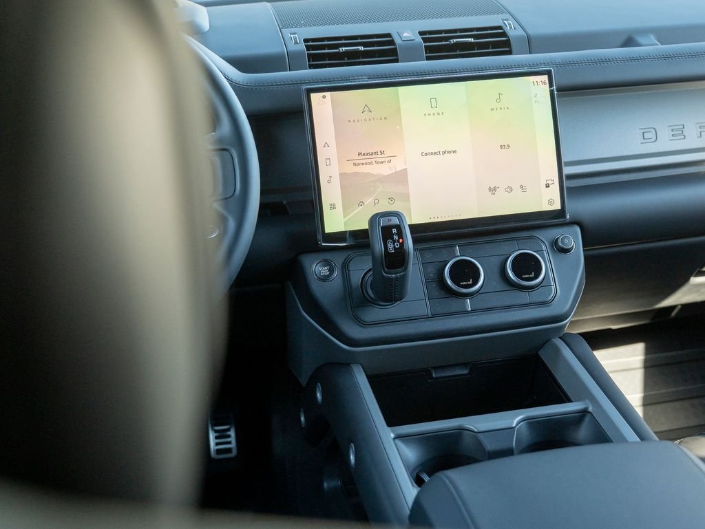 2026 Land Rover Defender V8 - Photo 20