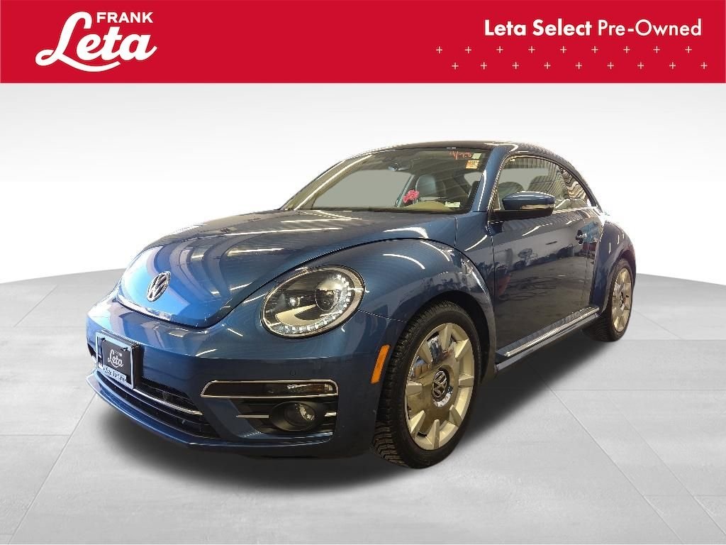 2018 Volkswagen Beetle 2.0T SE Auto's photo