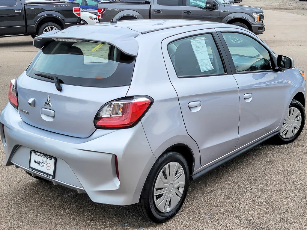 Used 2024 Silver Mitsubishi ES image 7