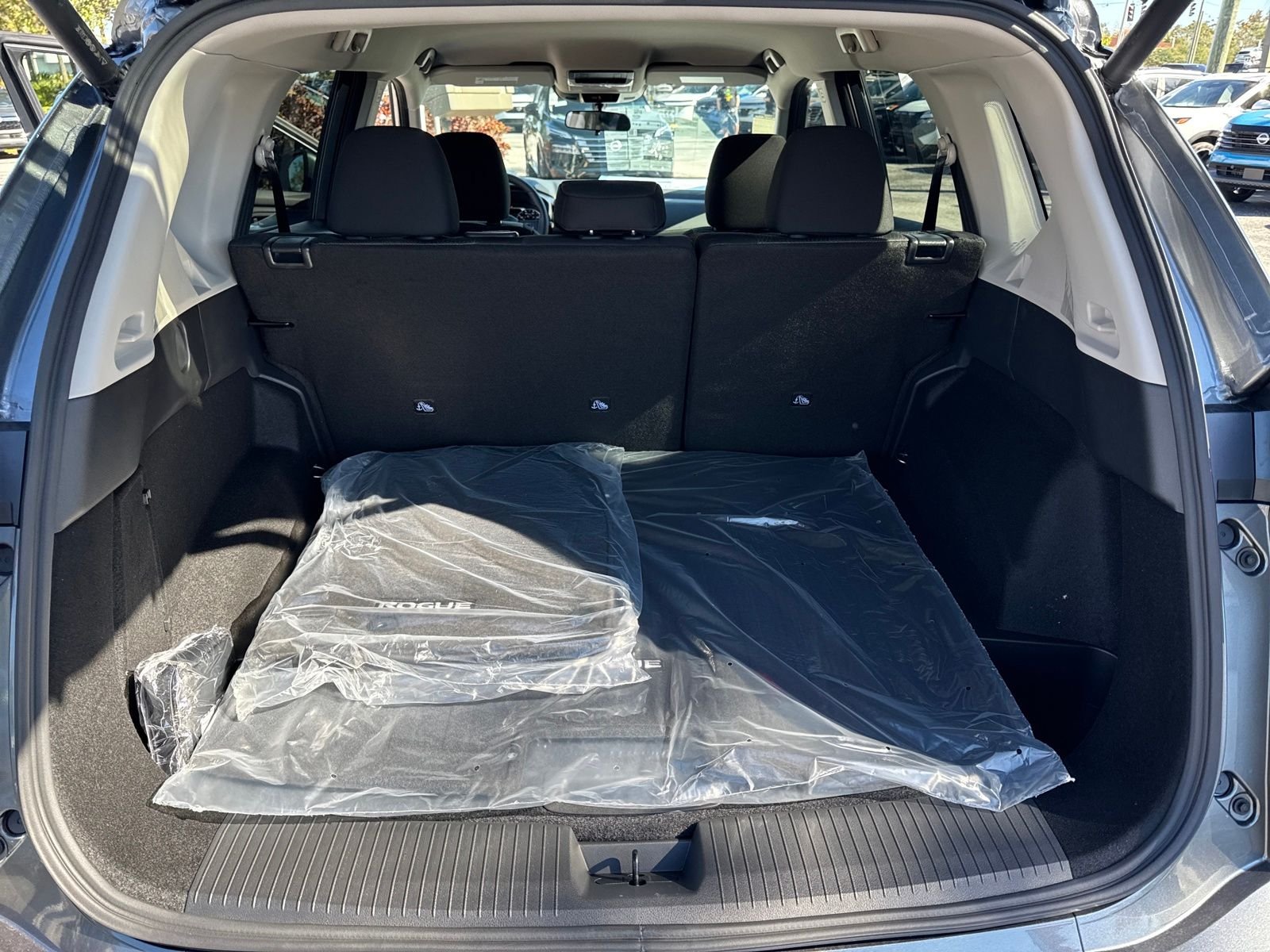 New 2026 Nissan Rogue SV 4D Sport Utility