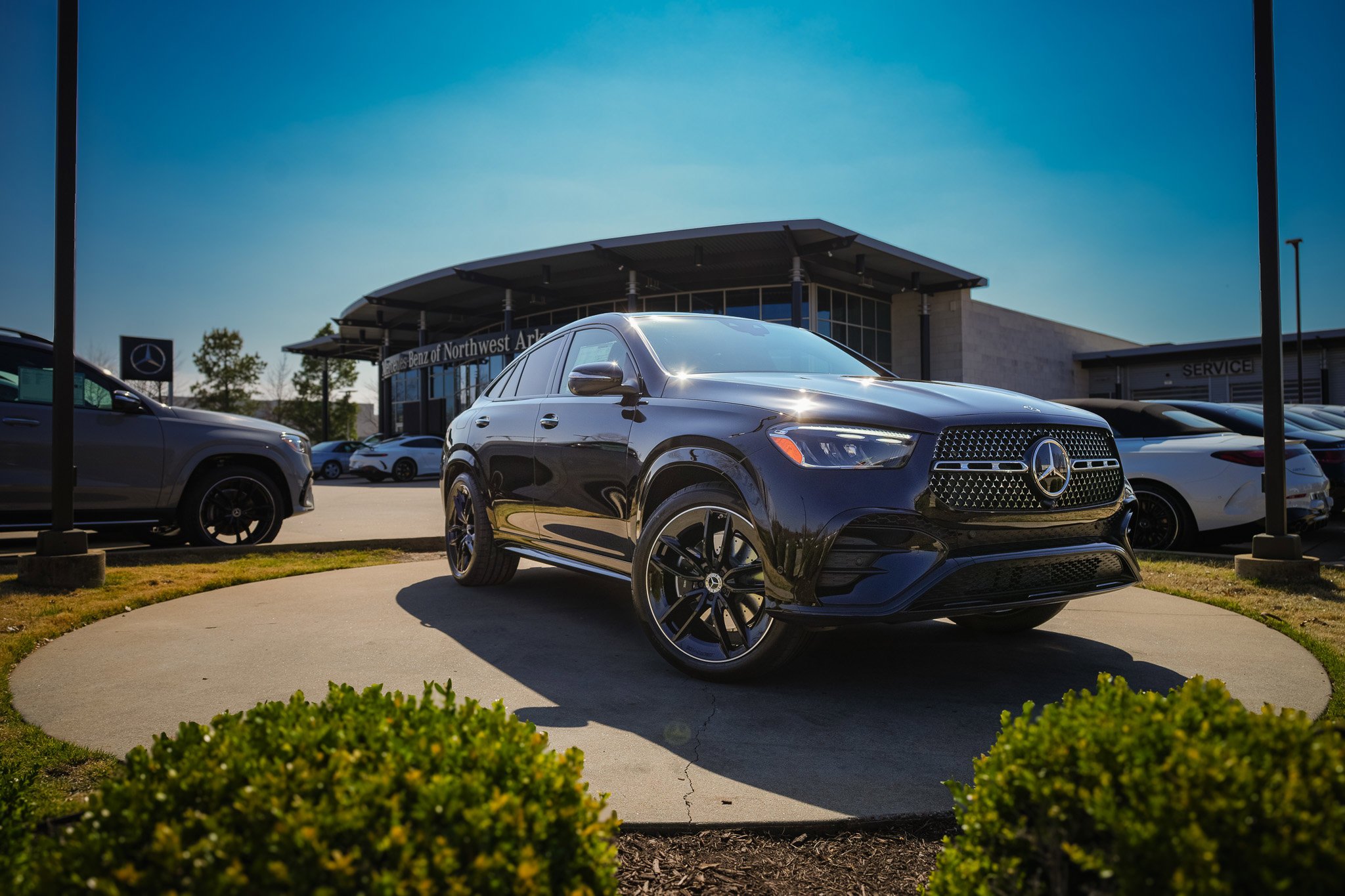 New 2026 OBSIDIAN BLACK Mercedes-Benz GLE 450 image 1