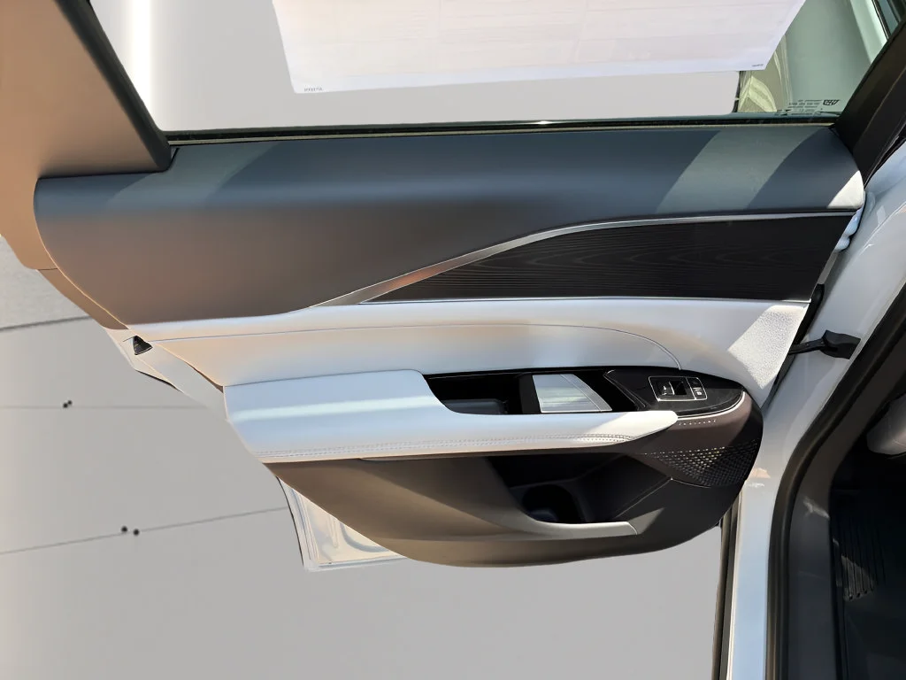 2026 Cadillac LYRIQ Sport - Photo 33