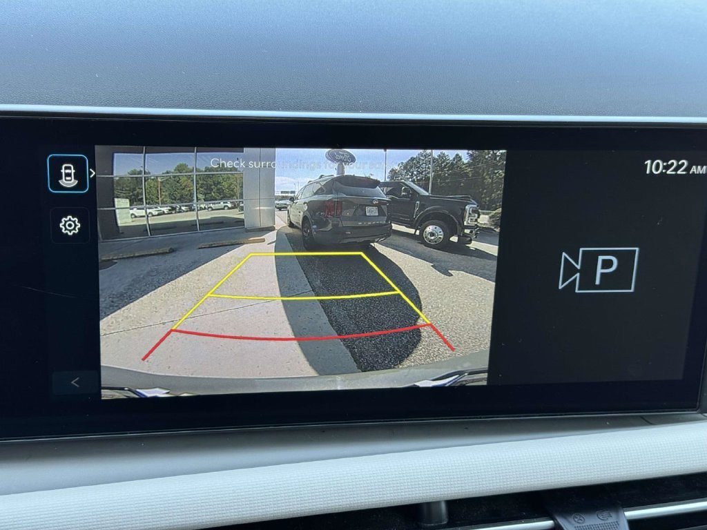 Used 2025 Gray Hyundai SEL image 4