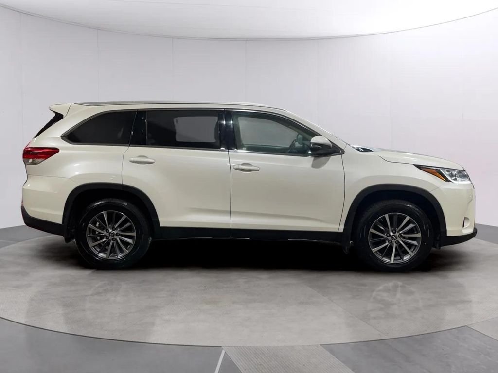 Used 2019 White Toyota XLE image 2