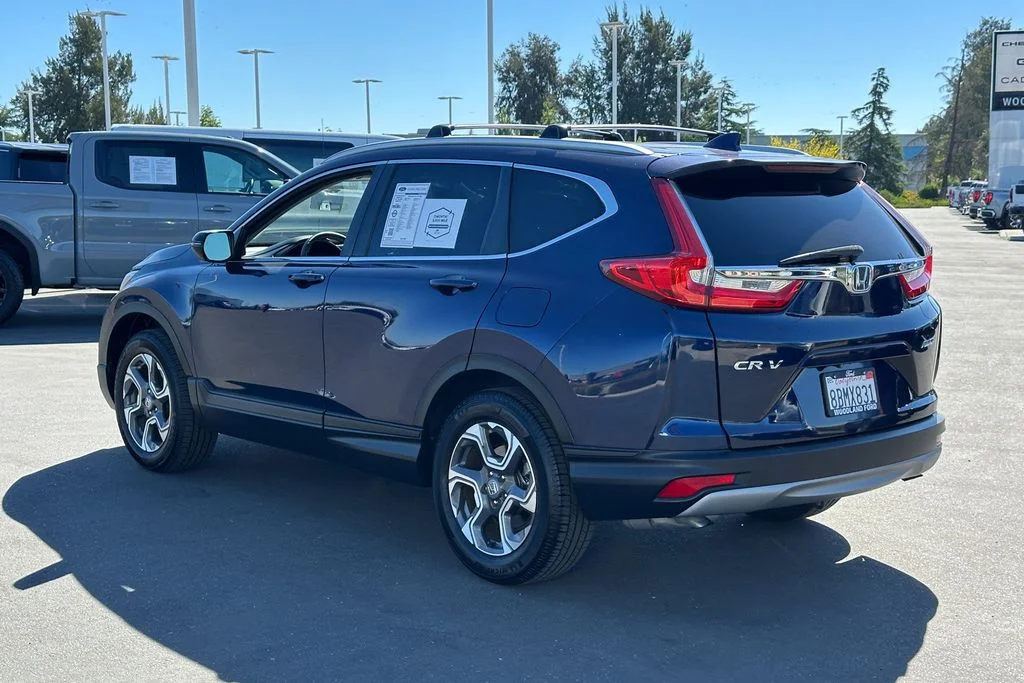 Used 2018 Blue Honda EX image 9
