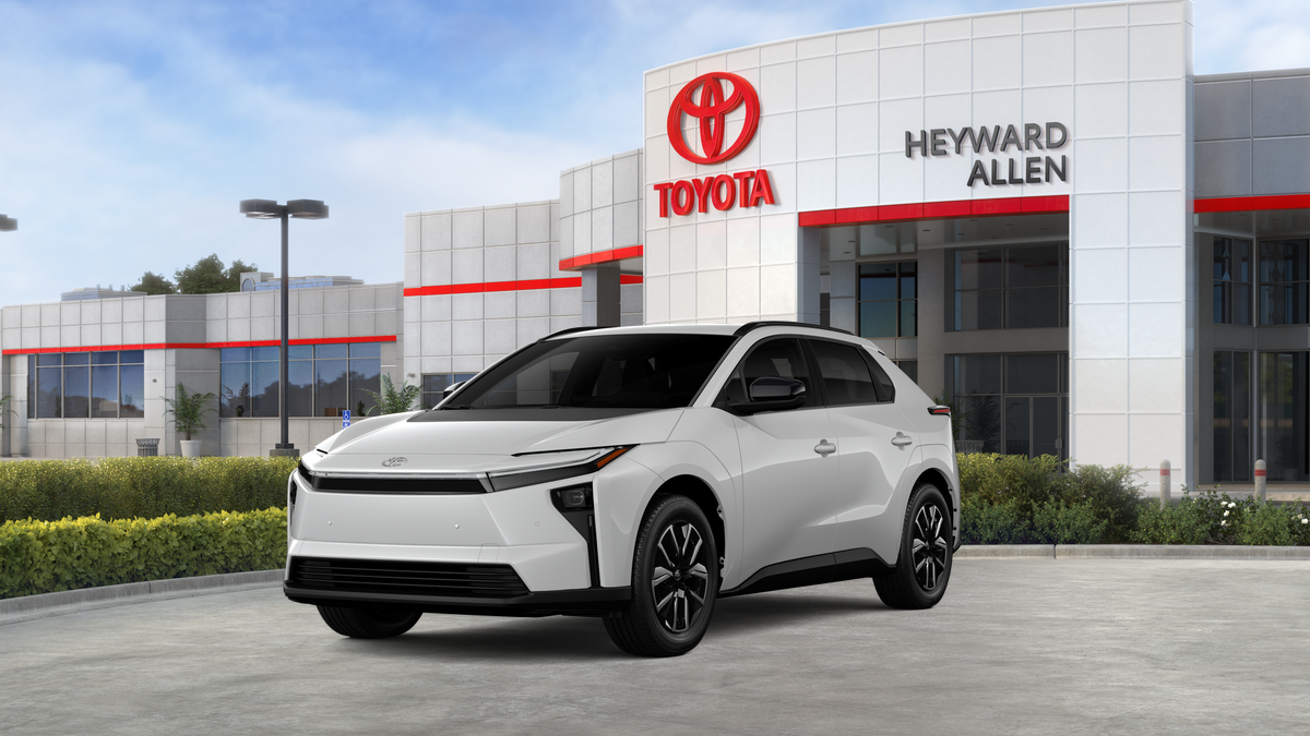 New 2026 Wind Chill Pearl Toyota XLE image 53