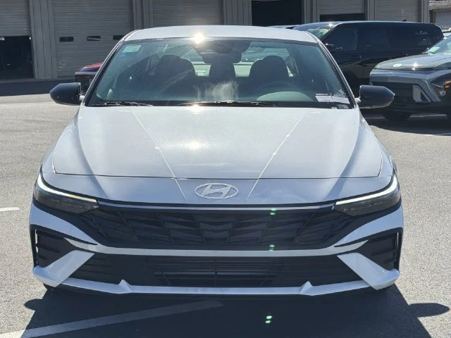 Used 2026 White Hyundai SEL Sport image 16