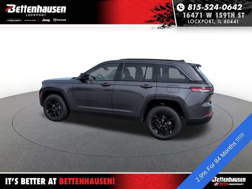 New 2026 Baltic Gray Metallic Clear-Coat Exterior Paint Jeep Altitude image 11