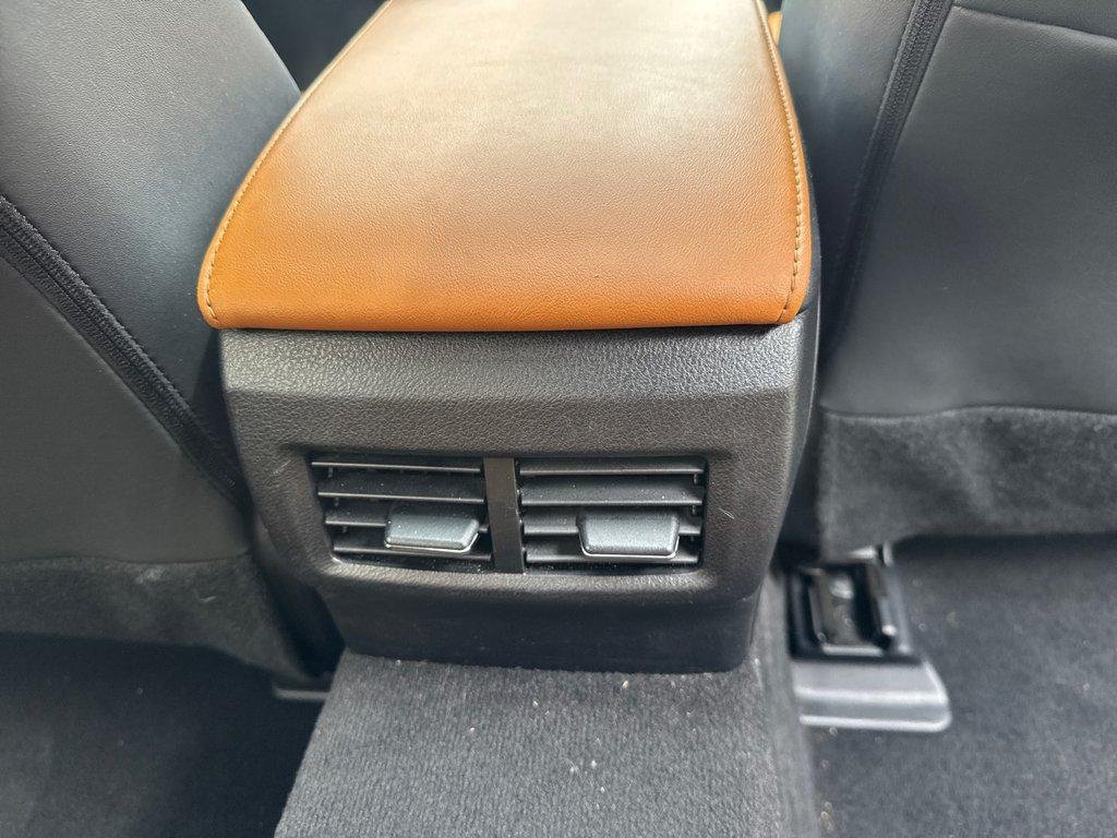Used 2023 Grecian Water Lexus IS 300 RWD image 19