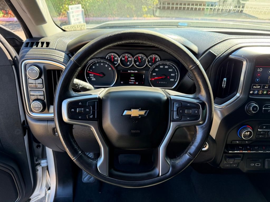 Used 2020 Silver Chevrolet LT image 20