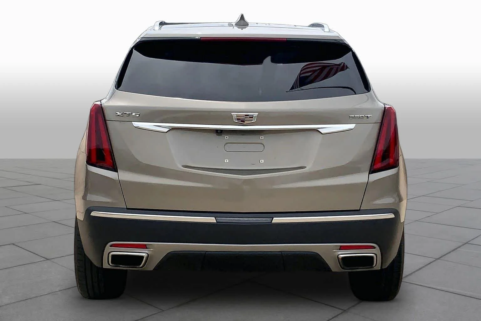 Pre-Owned 2023 Cadillac XT5 FWD Premium Luxury