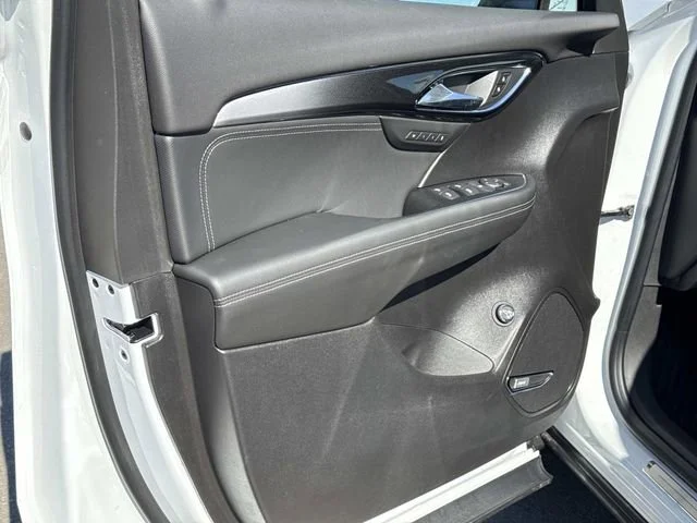 New 2026 Summit White Buick Preferred image 10