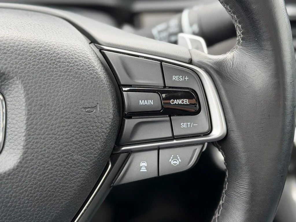 Used 2019  Honda EX-L image 9