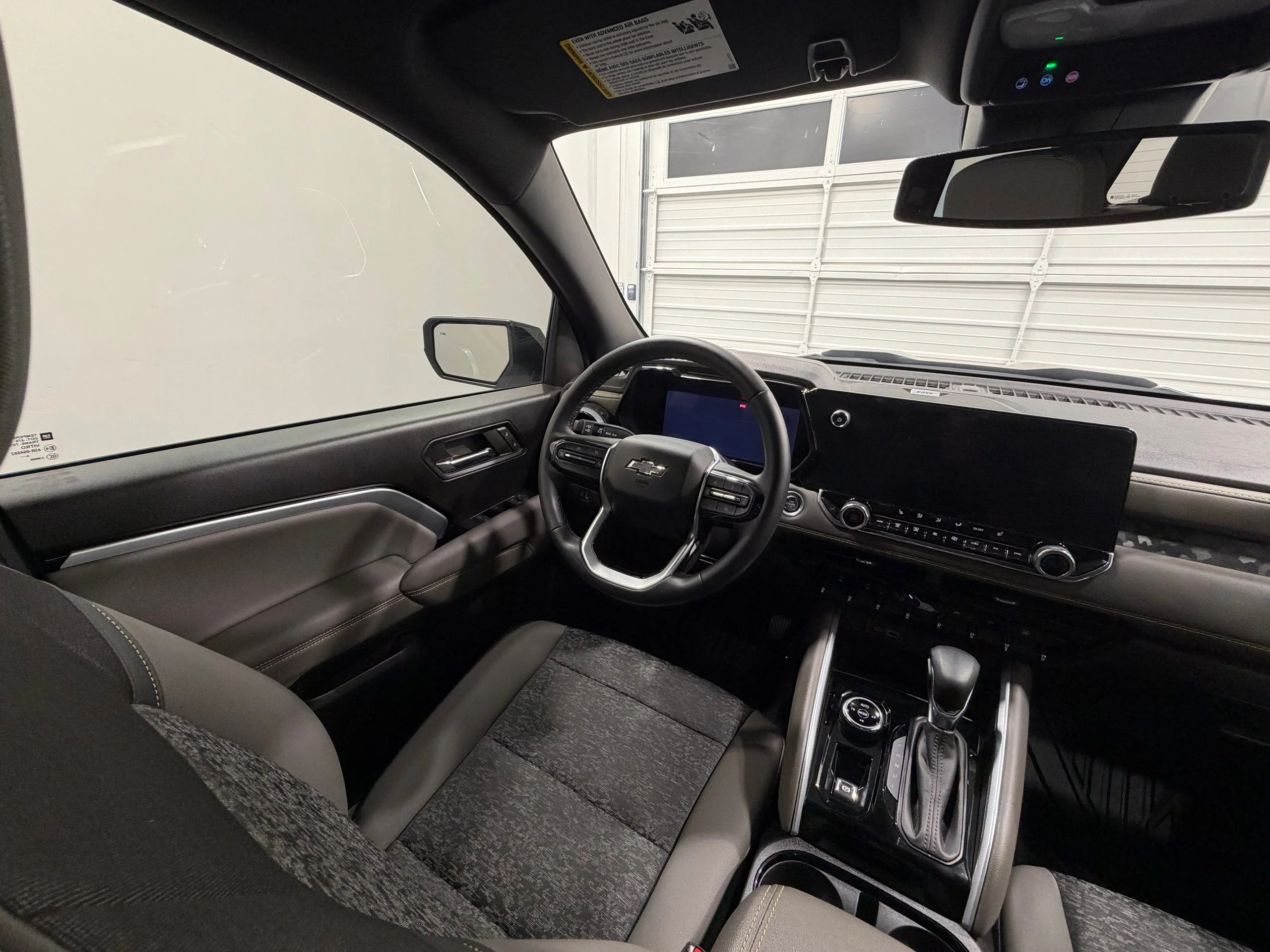 Used 2024 White Chevrolet ZR2 image 32