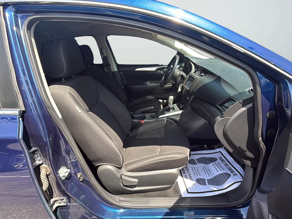 Used 2019 Blue Nissan S image 12
