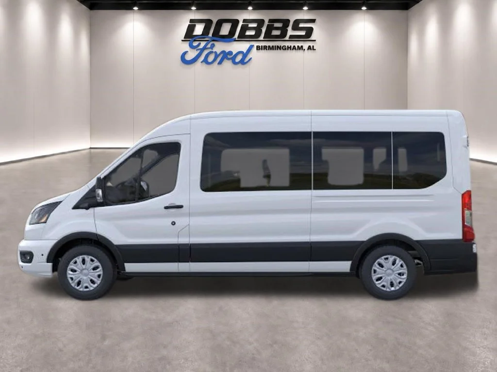New 2026 Oxford White Ford Passenger Van XLT image 5