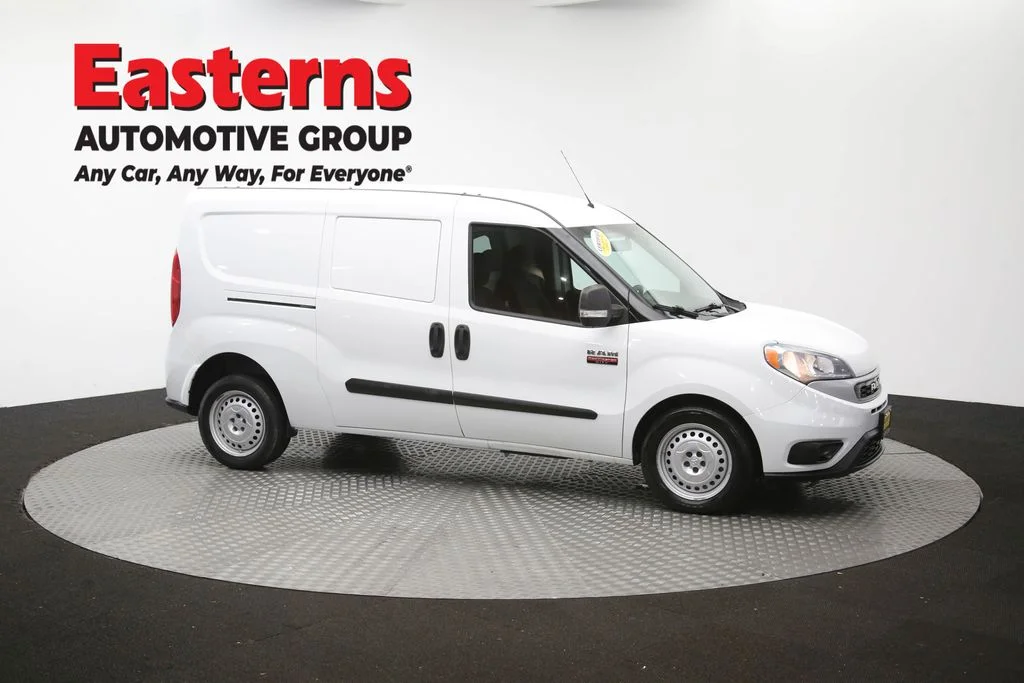 Used 2022 White Ram Base image 46