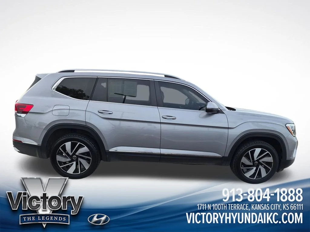 Used 2024 Silver Volkswagen 2.0T SEL image 6