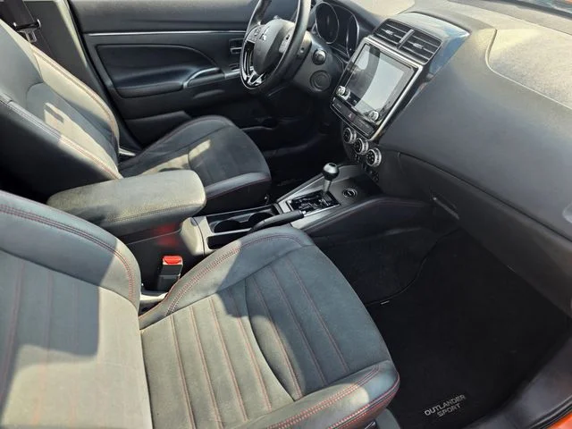 Used 2023 Orange Mitsubishi 2.0 SE image 38