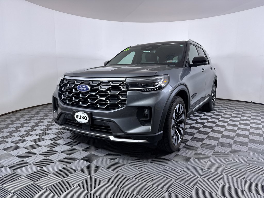 Used 2025 Carbonized Gray Metallic Ford Platinum image 20