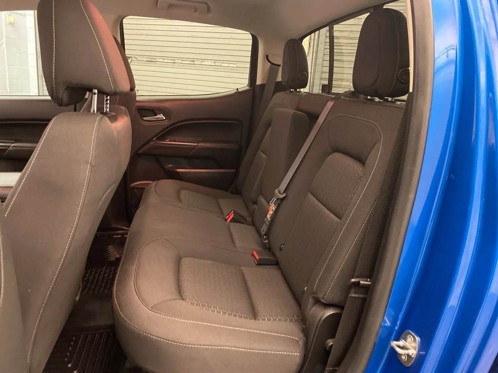 Used 2022 Blue GMC Elevation image 23