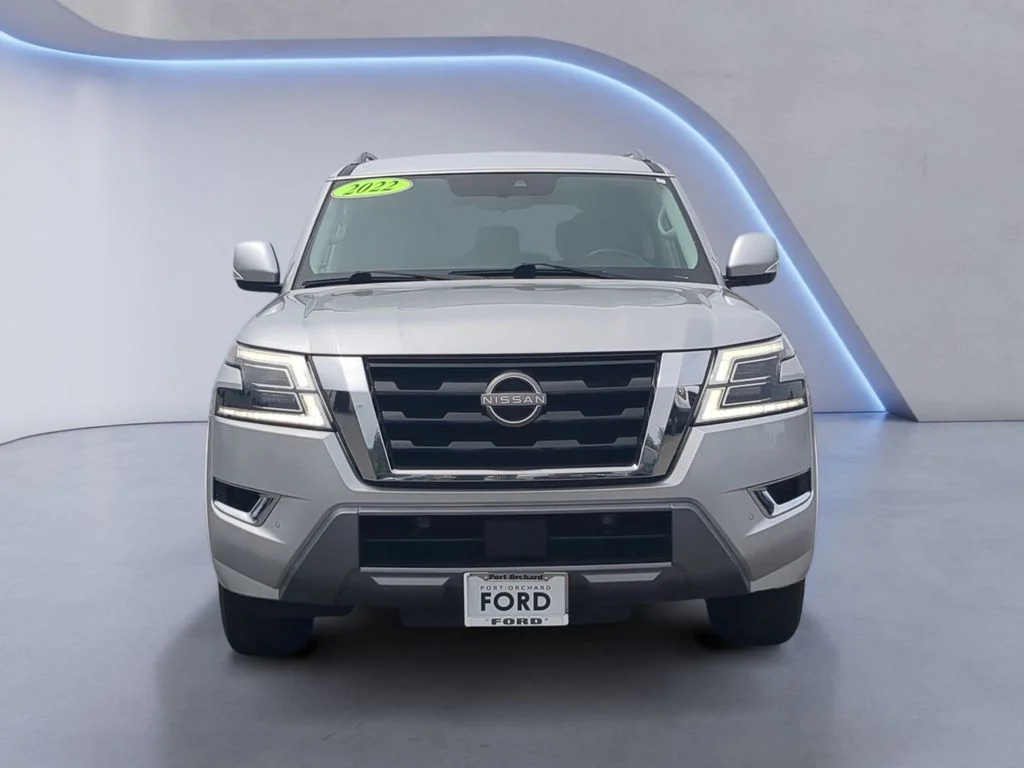 Used 2022 Silver Nissan SV image 10
