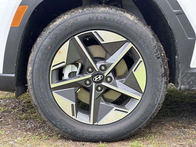 New 2026 White Hyundai SEL AWD image 12