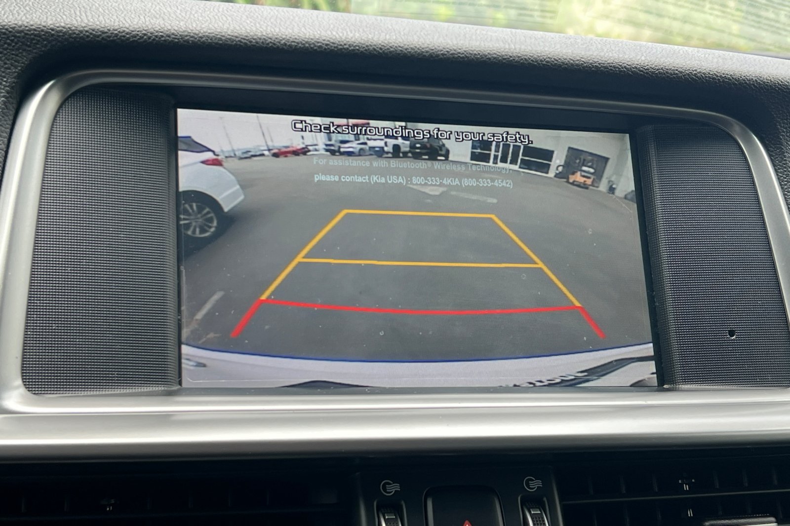 Used 2020 Snow White Pearl Kia LX image 18
