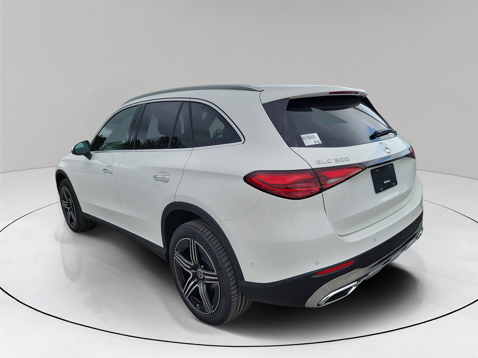 New 2027 Polar White Mercedes-Benz GLC 300 image 4