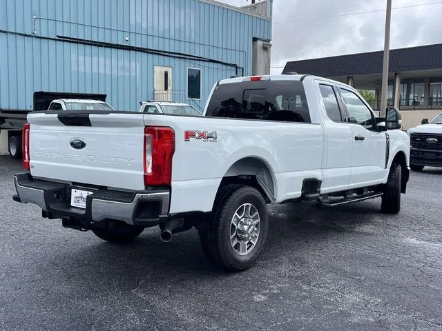 New 2025 Oxford White Ford F-350® XL image 3