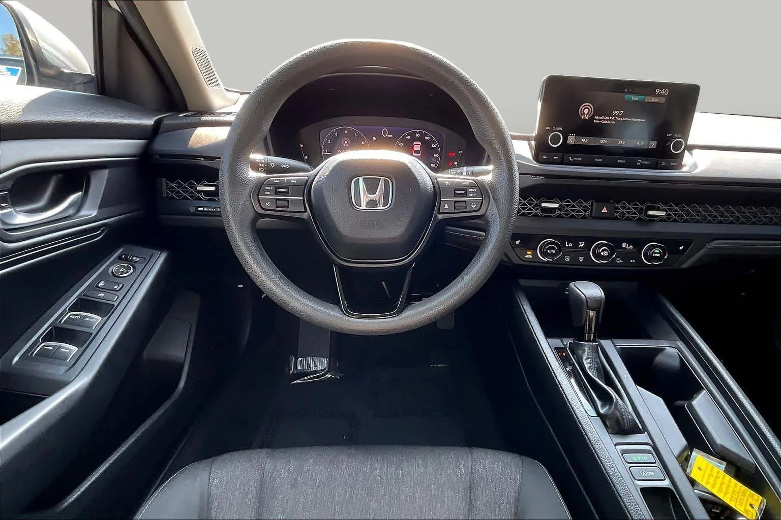 2023 Honda Accord EX - Photo 6