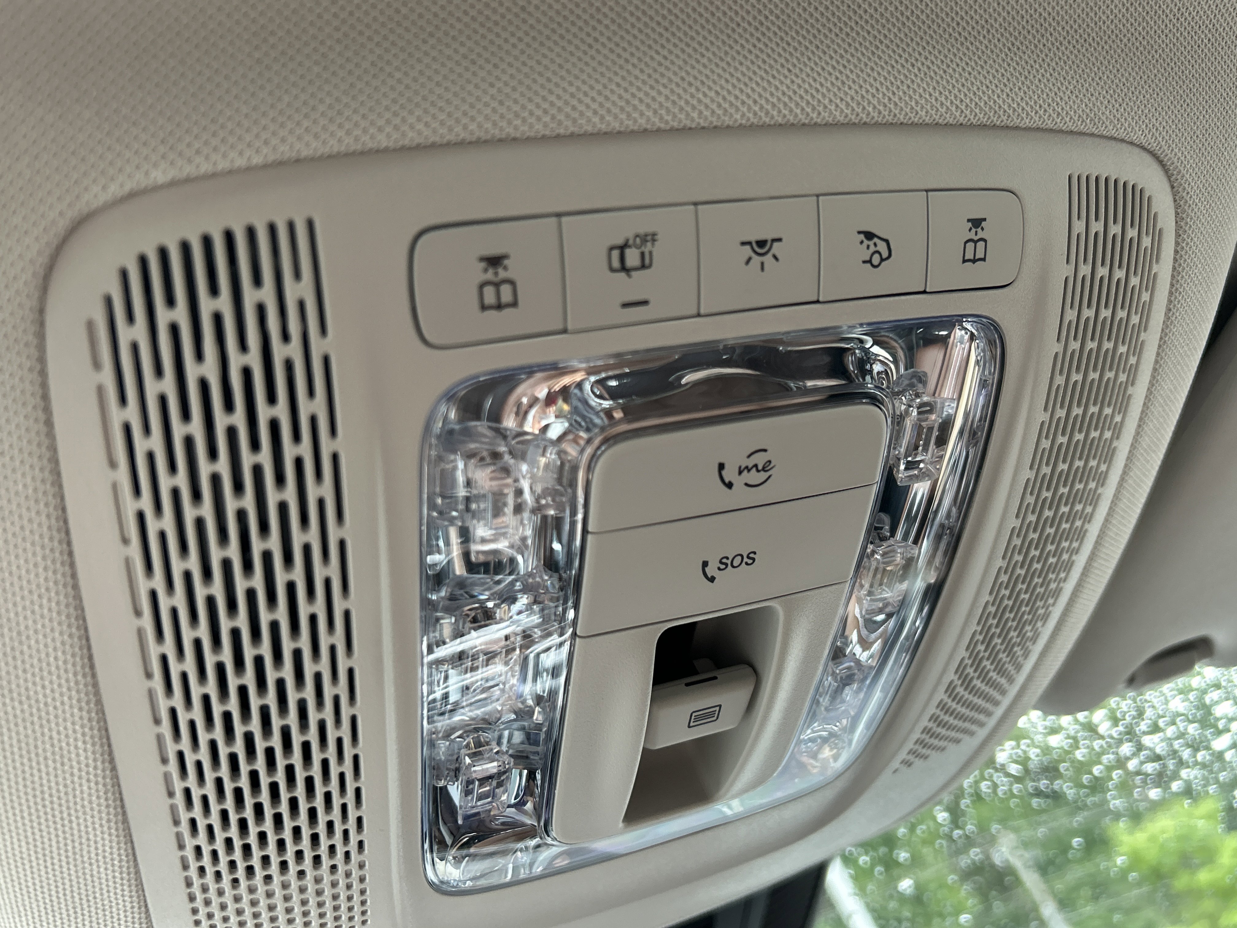 New 2026 MANUFAKTUR Moonlight White Metallic Mercedes-Benz GLE 450 4MATIC® SUV image 33