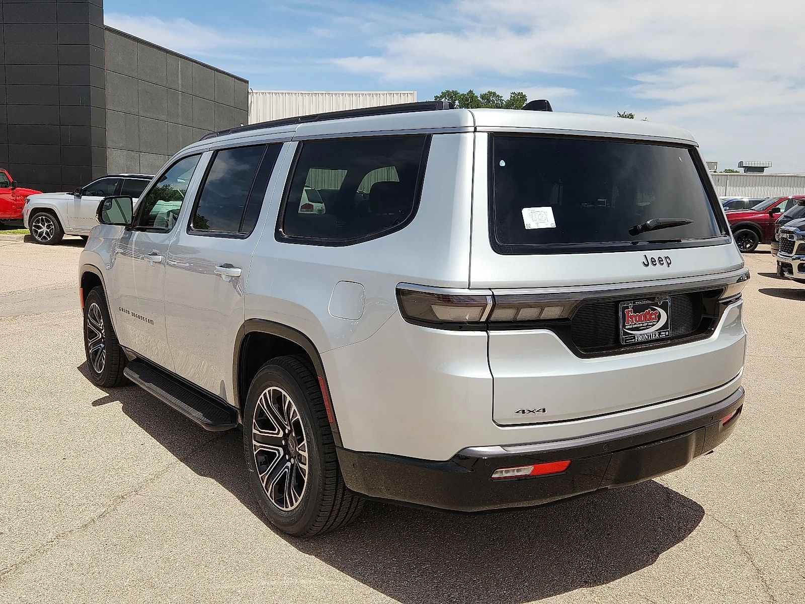 New 2026 Silver-Zynith  Paint Jeep 4X4 image 3