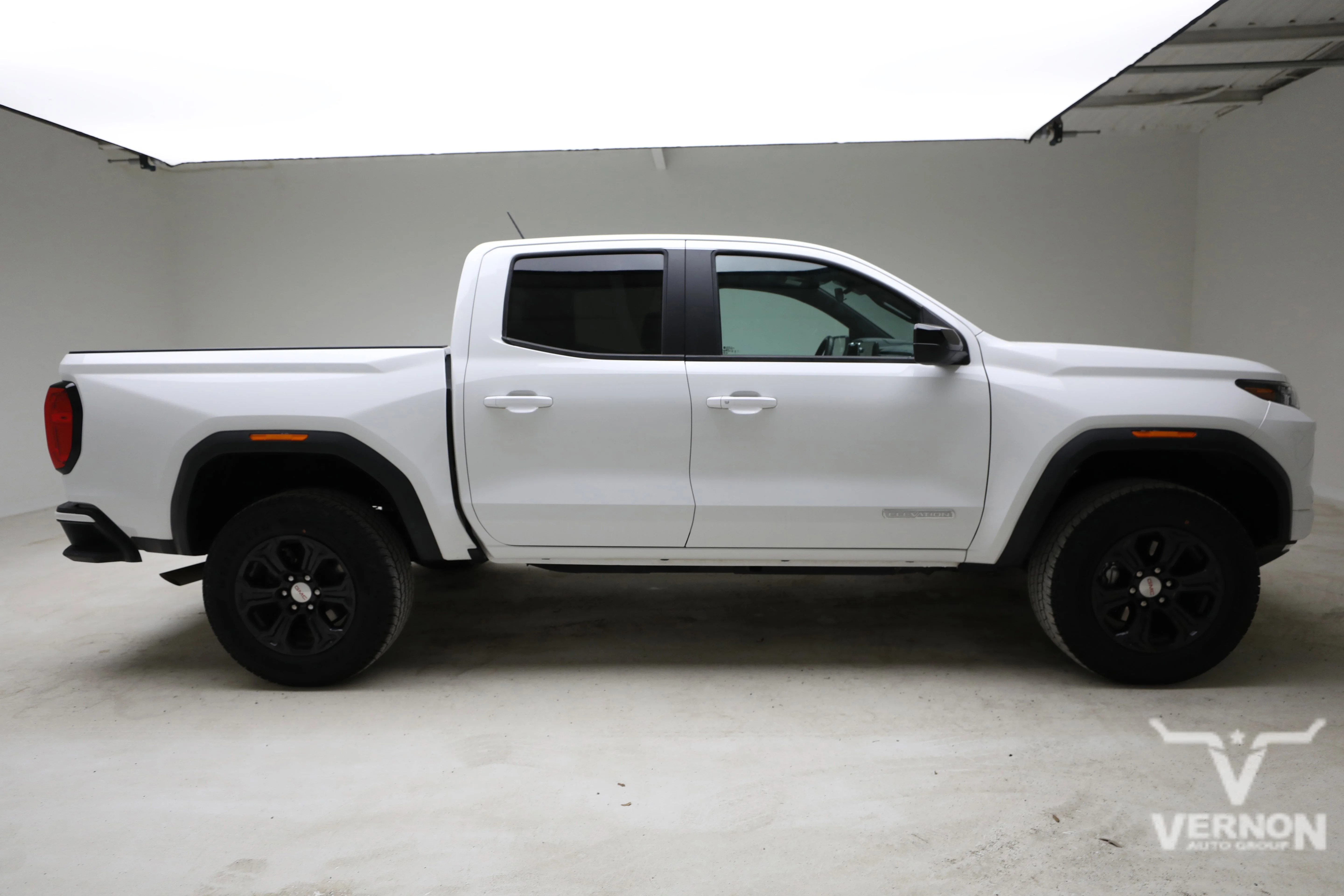 Pre-Owned 2024 GMC Canyon Elevation Crew Cab 2WD