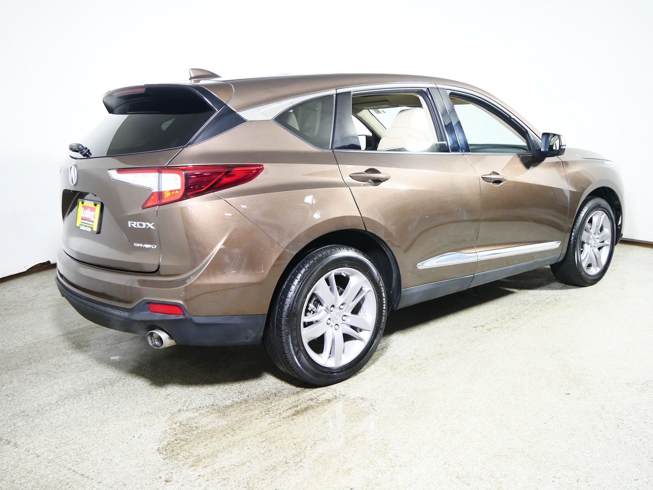 Used 2020 Canyon Bronze Metallic Acura w/Advance Pkg image 7