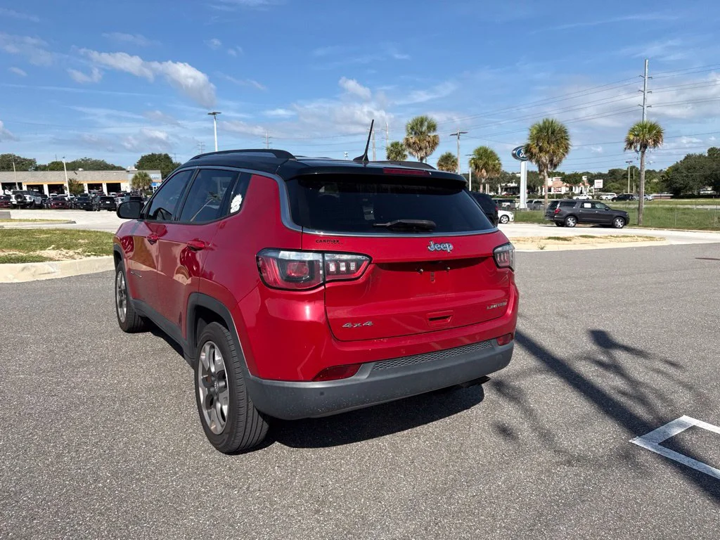Used 2018 Redline Pearlcoat Jeep Limited image 3