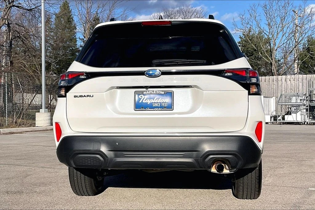 Used 2025 White Subaru Premium image 3