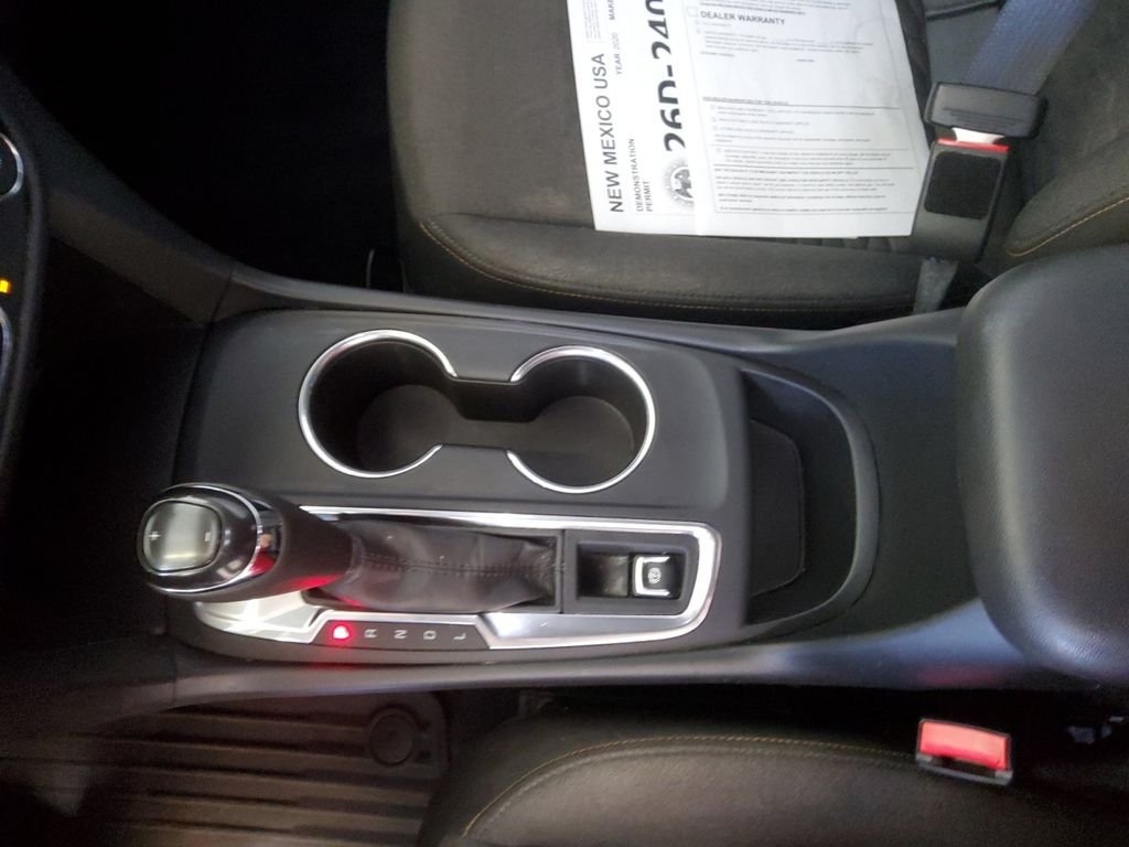 Used 2020 White Chevrolet LT image 23