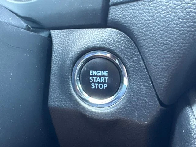 Used 2021 White Toyota XLE image 36