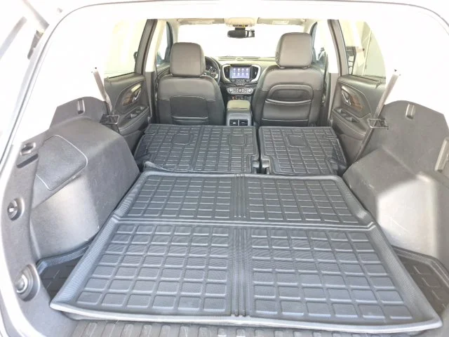 Used 2018 Silver GMC Denali image 27
