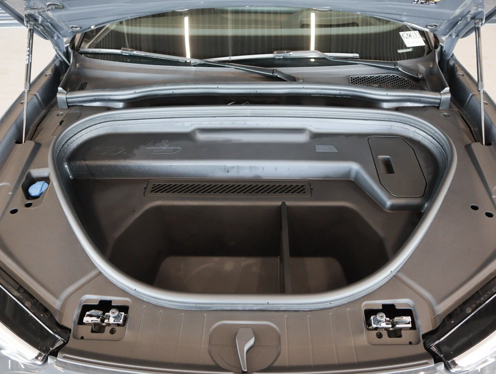 Used 2025 Magnet Gray Audi Premium Plus image 3