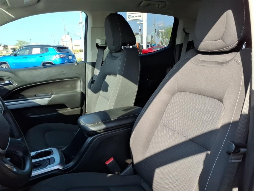 Used 2022 Gray Chevrolet LT image 9