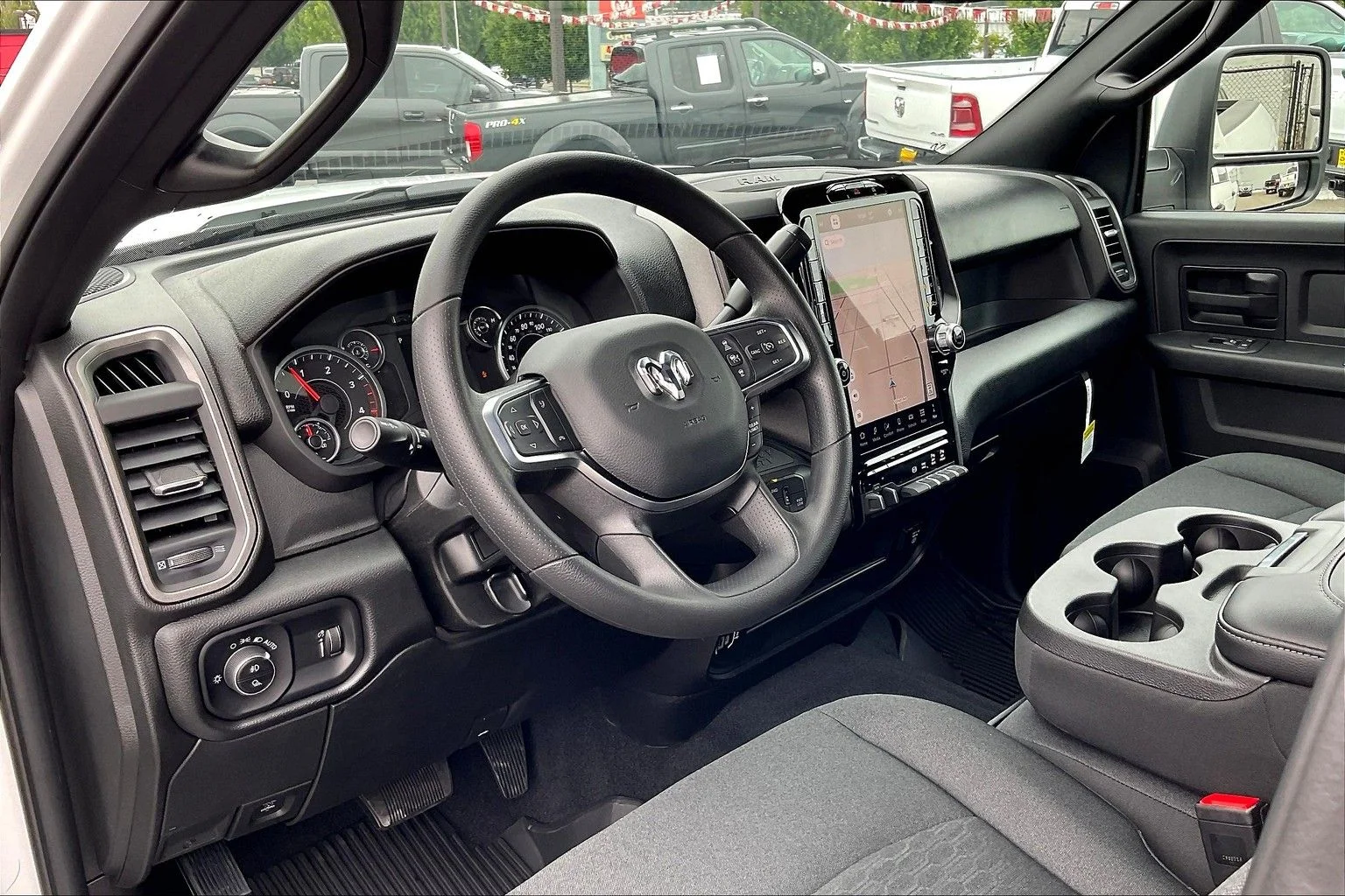 2025 RAM 2500 Tradesman - Photo 6