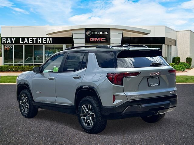 Used 2026 Sterling Metallic GMC AT4 image 3