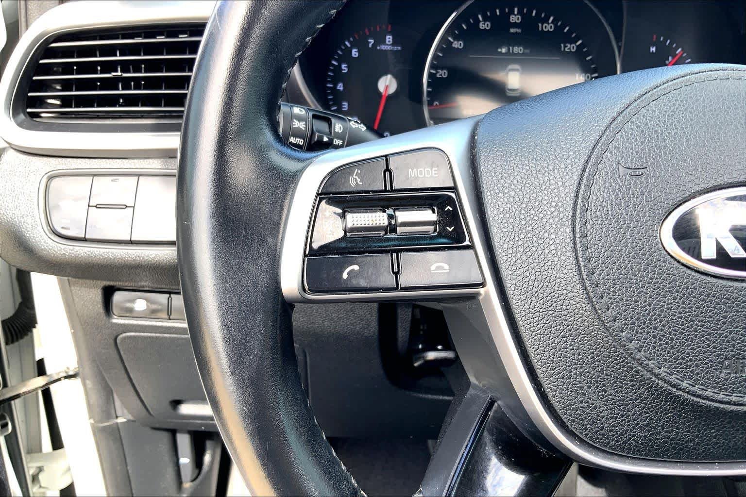 Used 2020 Snow White Pearl Kia EX V6 image 23