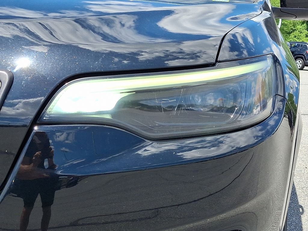 Used 2019 Black Jeep Limited image 10