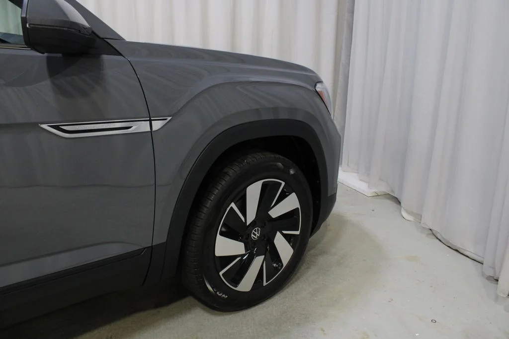 New 2026 Gray Volkswagen 2.0T SE w/Technology image 27