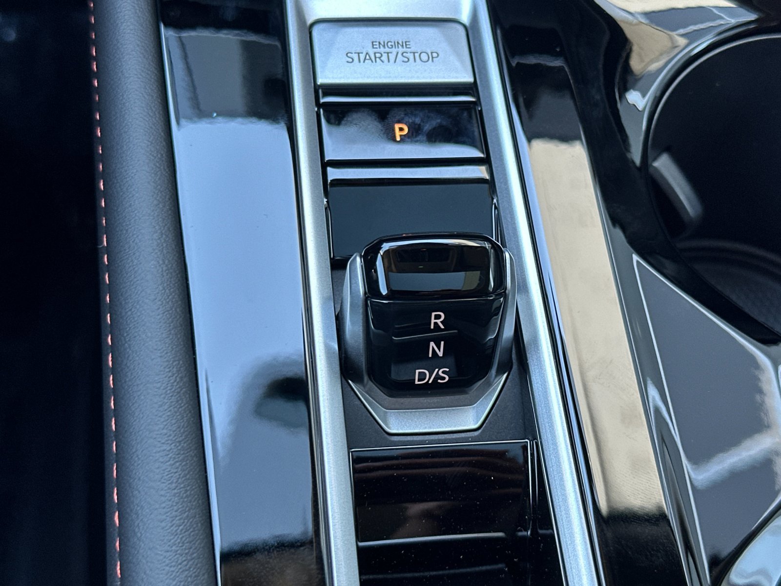 New 2026 Pure Gray Volkswagen 2.0T Peak Edition image 21