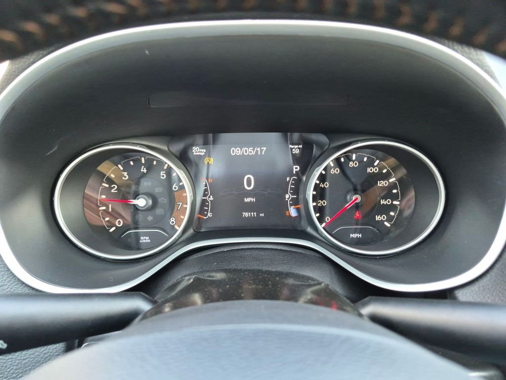 Used 2019 White Clearcoat Jeep Latitude image 14