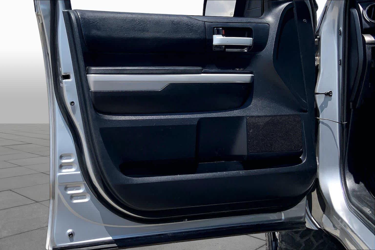 Used 2019 Silver Sky Metallic Toyota SR5 image 21